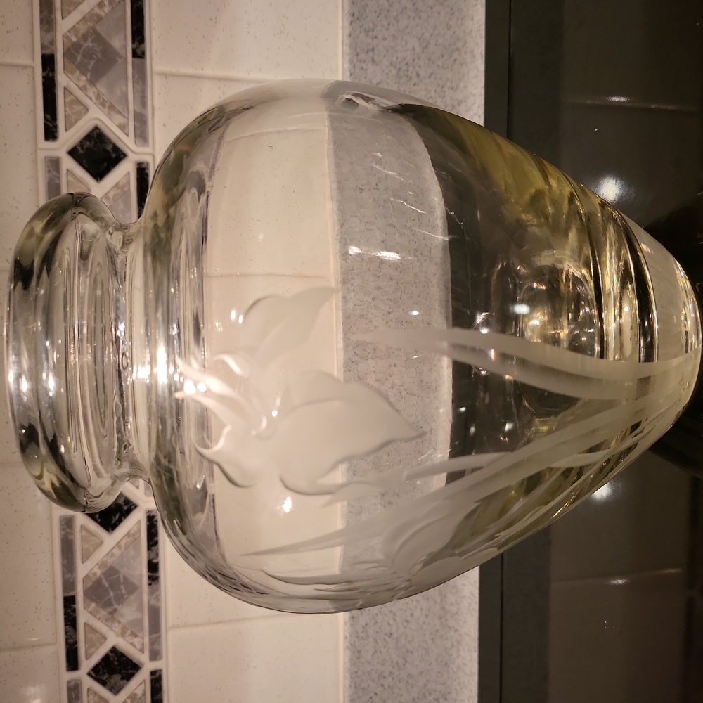 Dorothy Thorpe Glass Etched Floral Vase w/ Bee Mid-century Modern Signed… - Picture 2 of 11